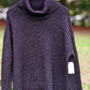 NWT Women's knitted Black Sweater Cowl neck